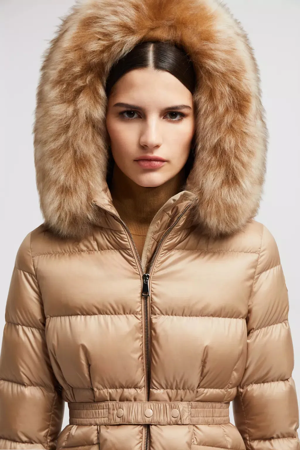 MONCLER BOED SHORT DOWN JACKET BEIGE