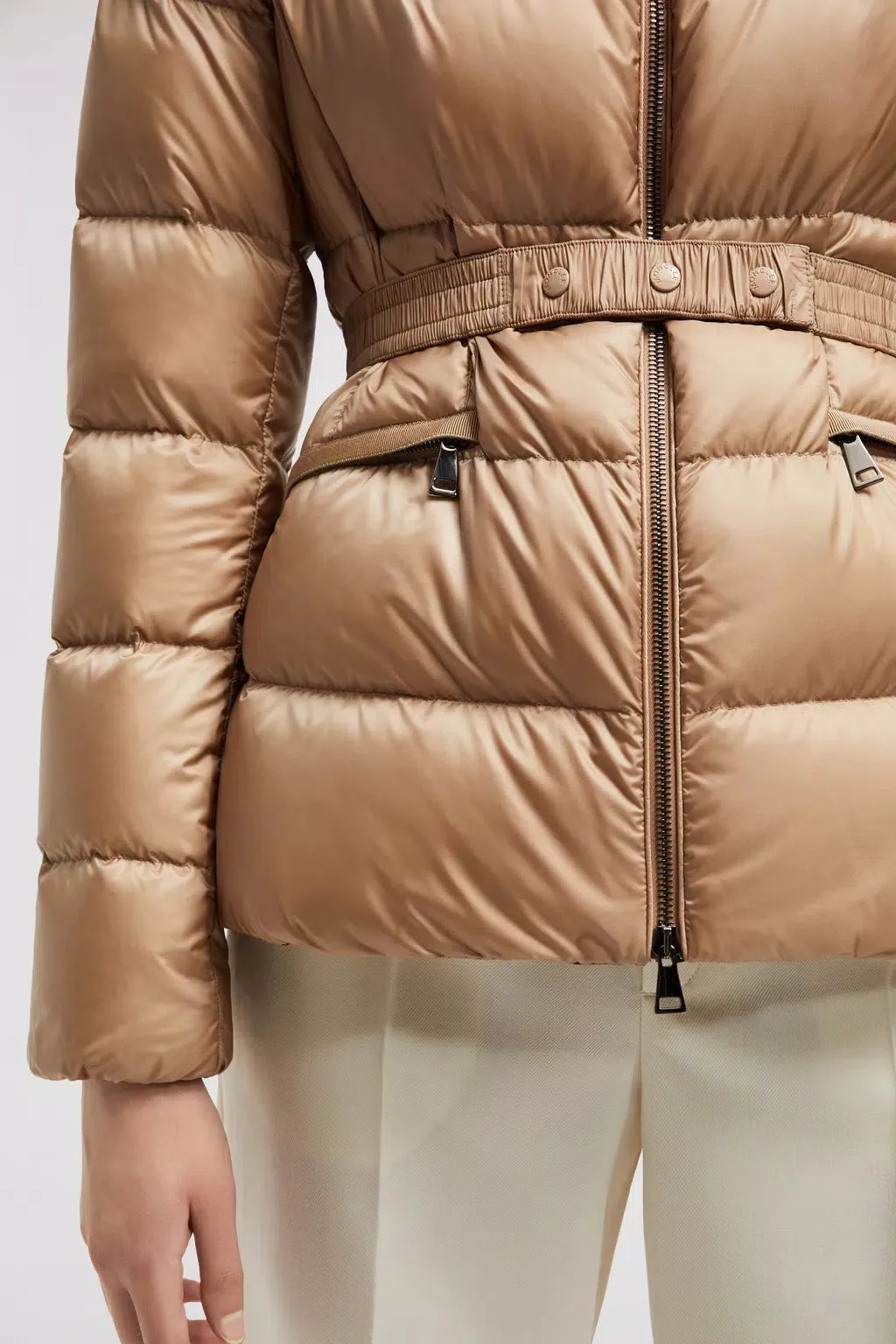 MONCLER BOED SHORT DOWN JACKET BEIGE